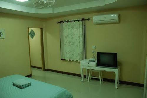 Baan Im Em Hotel Pattaya Buitenkant foto